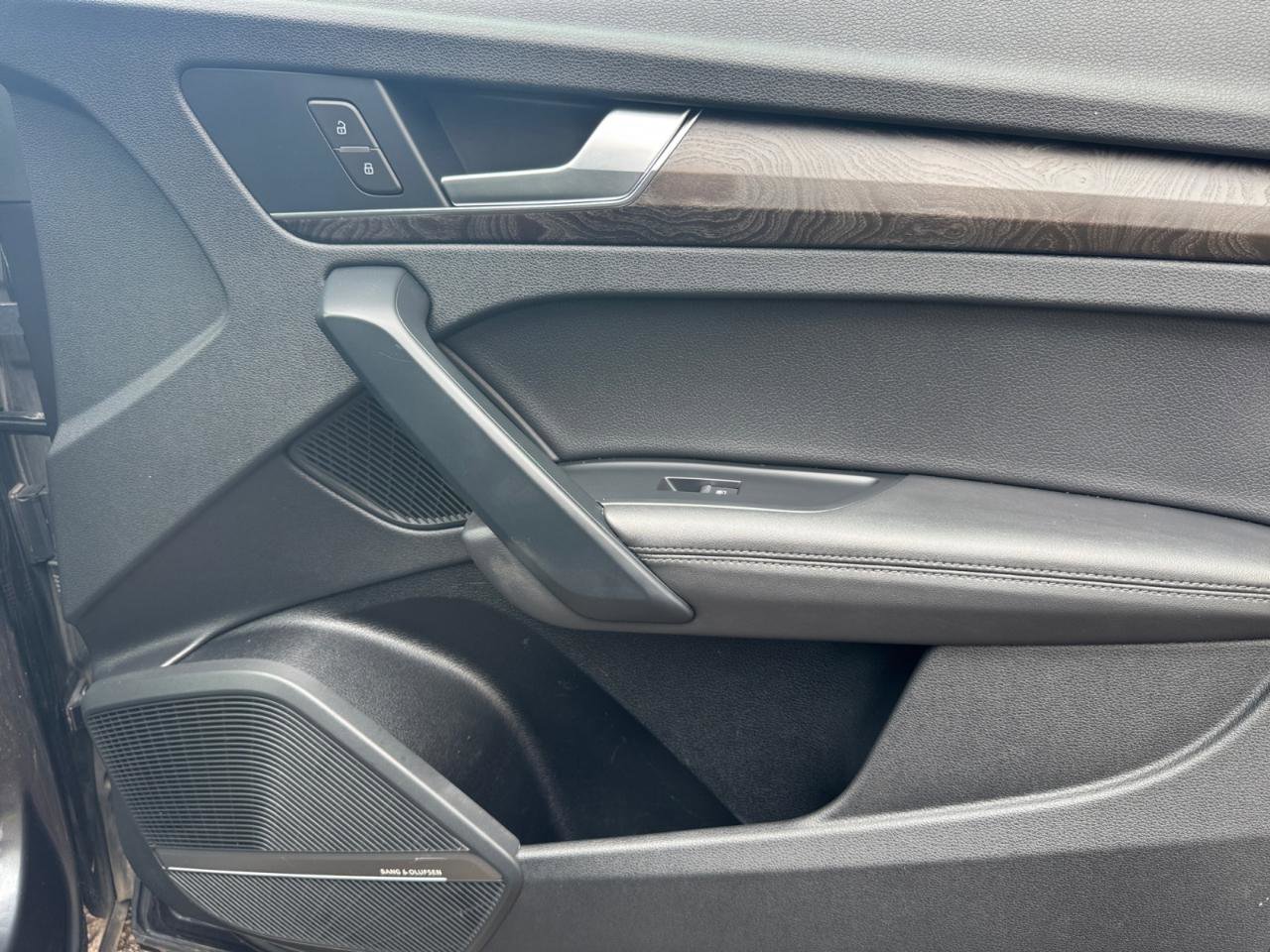 Used 2020 Audi Q5 2.0T Premium Plus w/ Premium Plus Package image 28