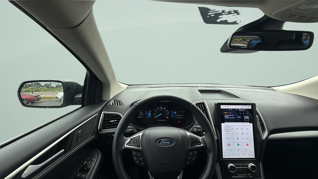 Used 2024 Ford Edge SEL w/ Convenience Package AWD/4WD image 11