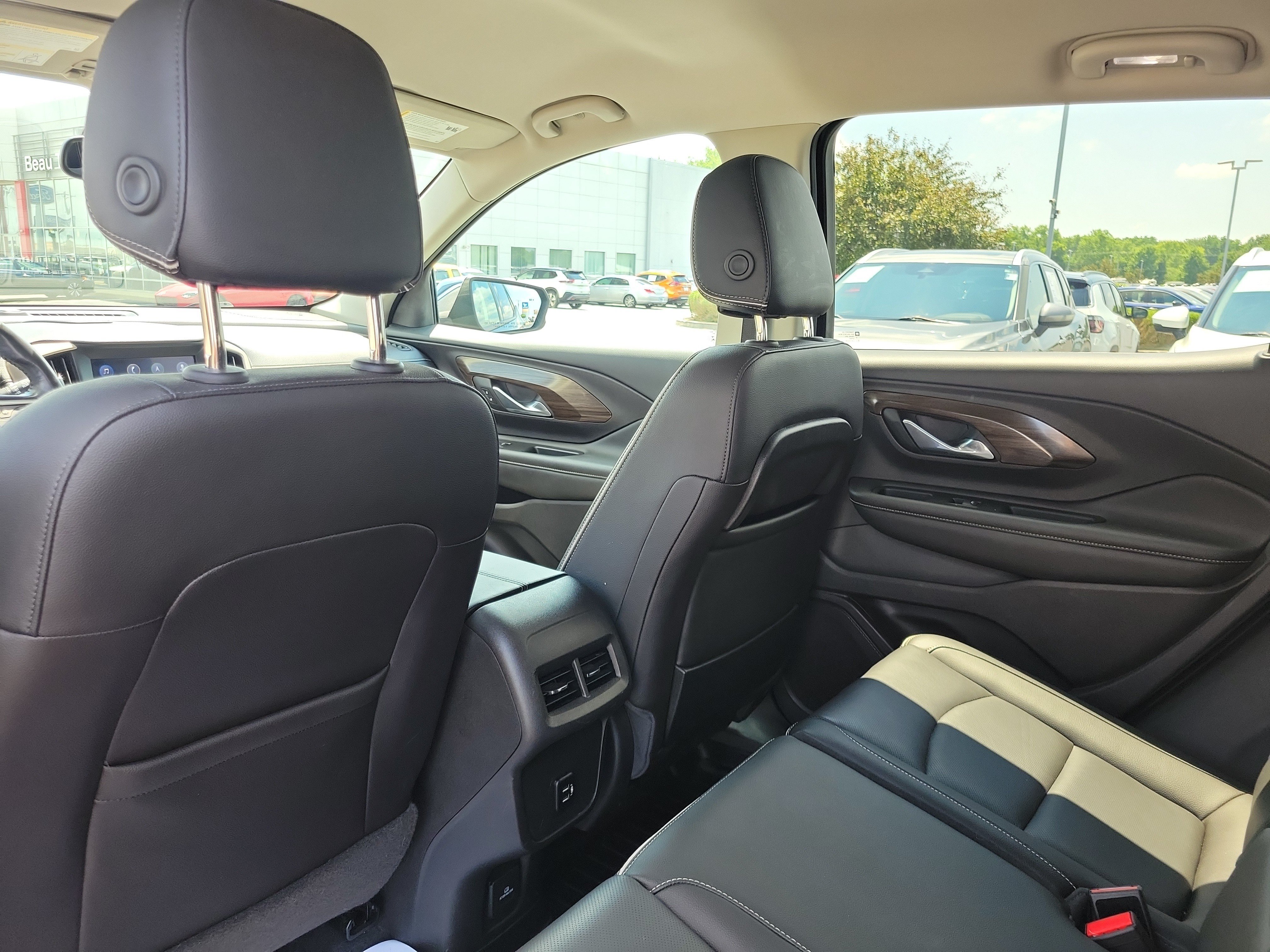 Used 2018 GMC Terrain Denali w/ Driver Alert Package II AWD/4WD image 14
