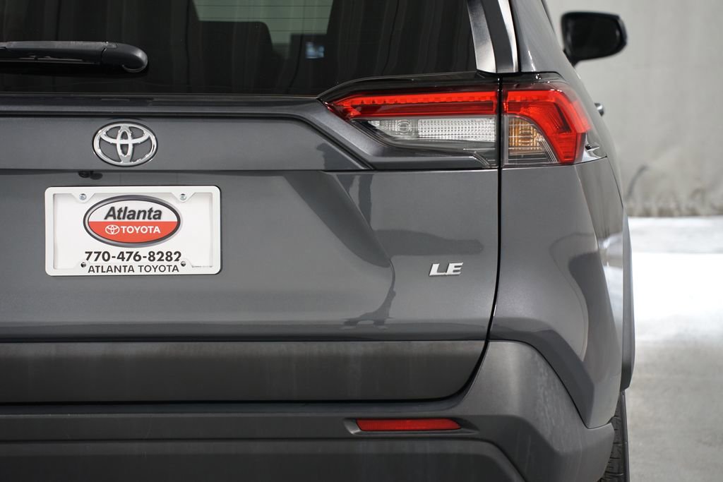 Certified 2022 Toyota RAV4 LE image 10