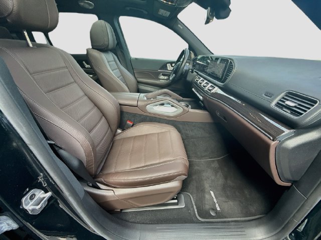 Used 2022 Mercedes-Benz GLS 580 4MATIC image 31