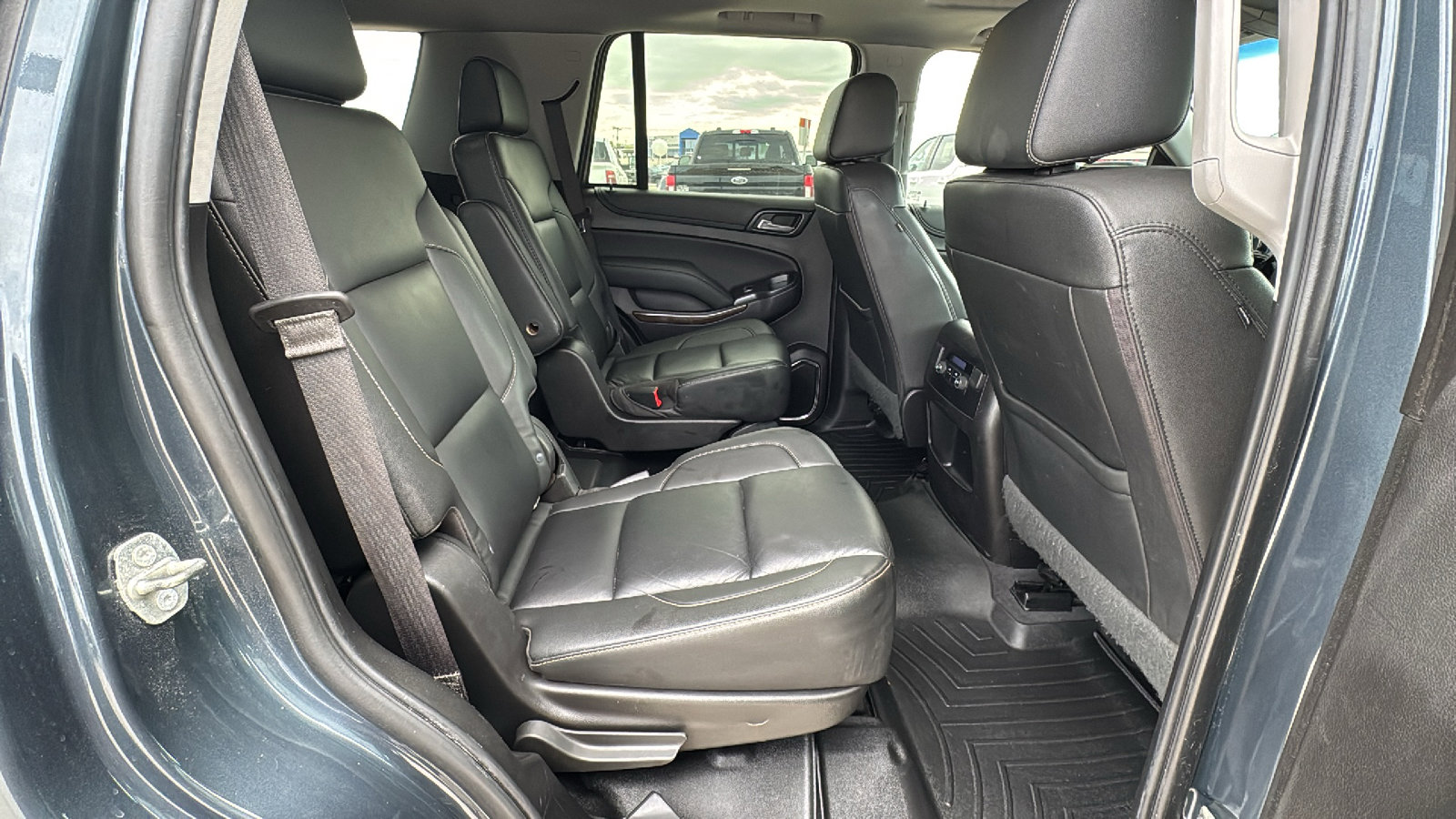 Used 2019 Chevrolet Tahoe LT image 26