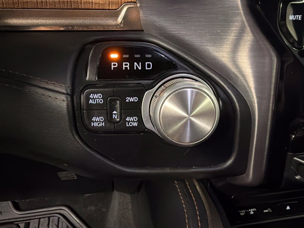 Used 2019 RAM 1500 Limited AWD/4WD image 16