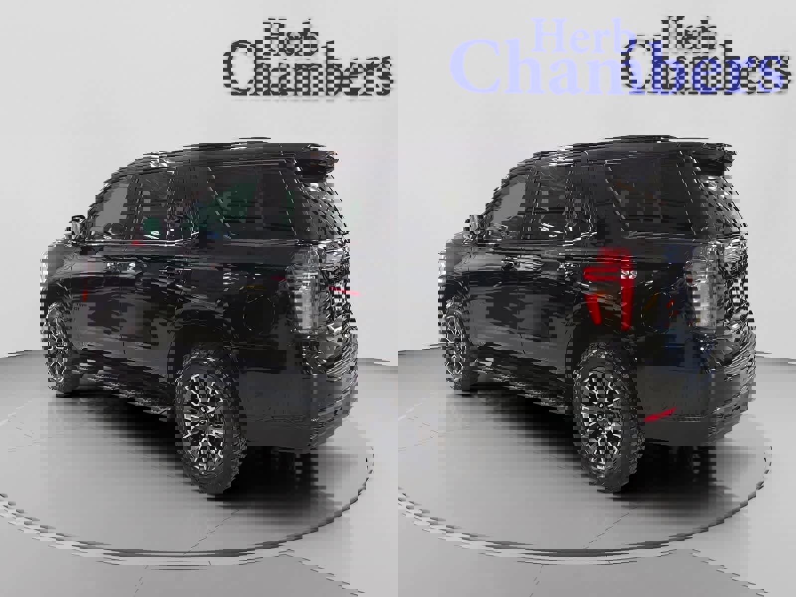 Used 2022 Chevrolet Tahoe Z71 image 3