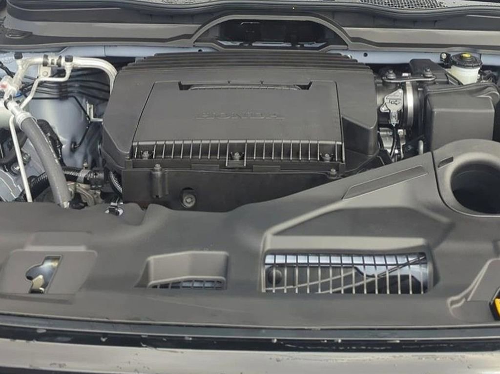 New 2026 Honda Pilot Sport image 9