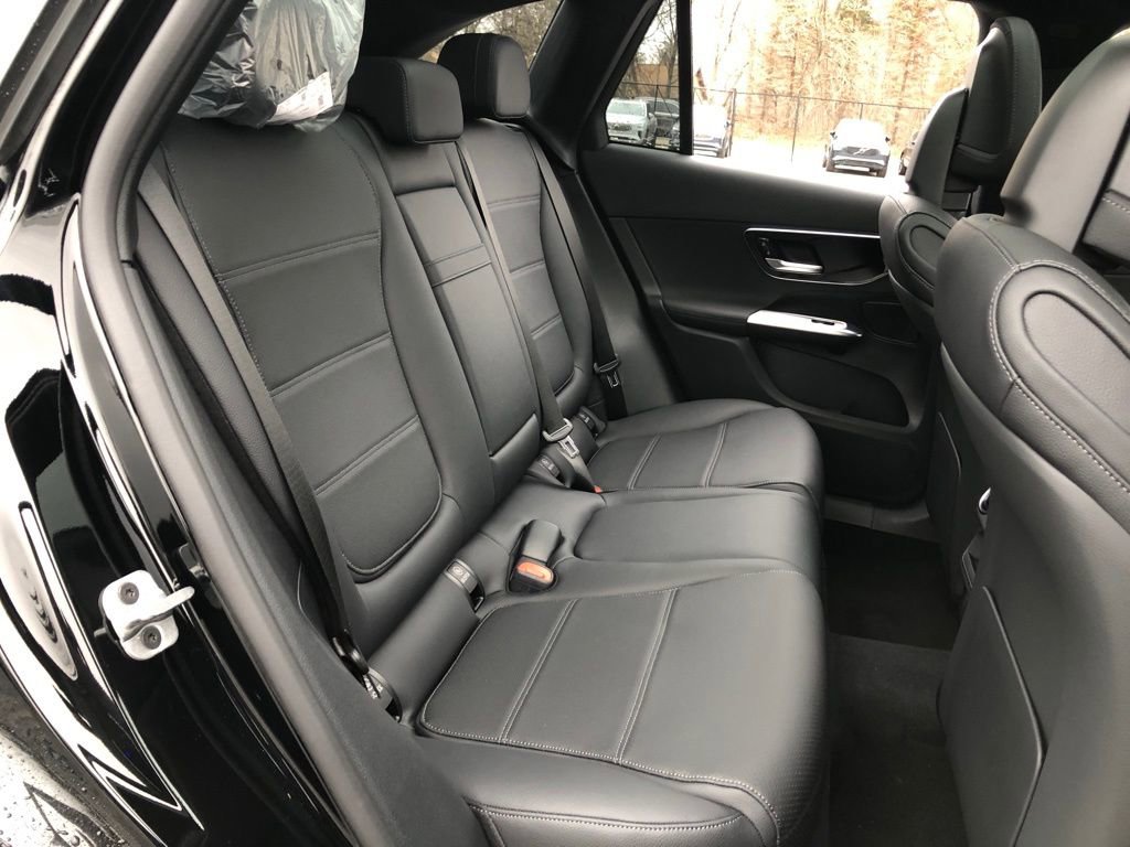 New 2026 Mercedes-Benz GLC 300 4MATIC image 36