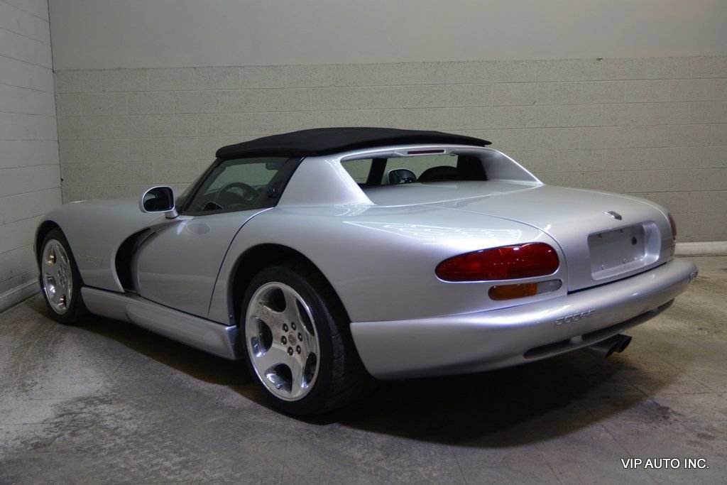 Used 1999 Dodge Viper RT/10 image 3