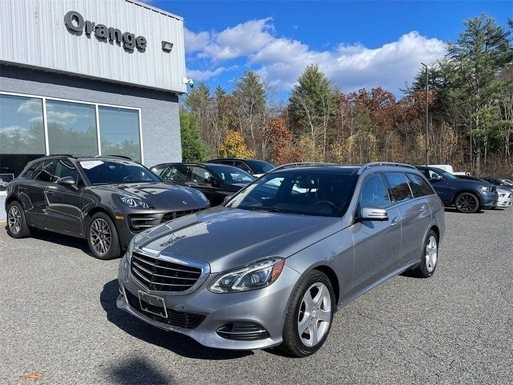 Used 2015 Mercedes-Benz E 350 4MATIC Wagon image 1