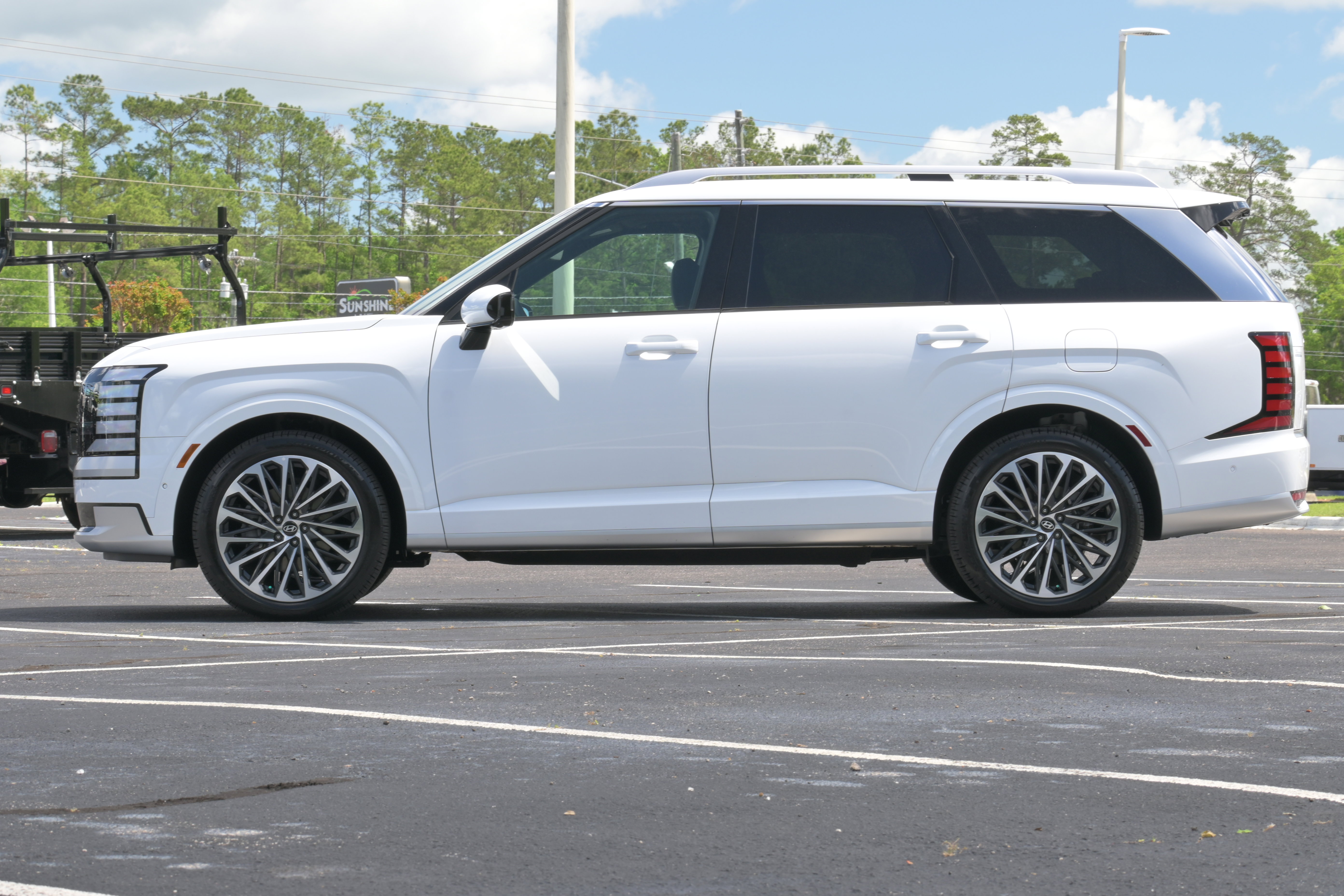 Used 2026 Hyundai Palisade Calligraphy AWD/4WD image 7