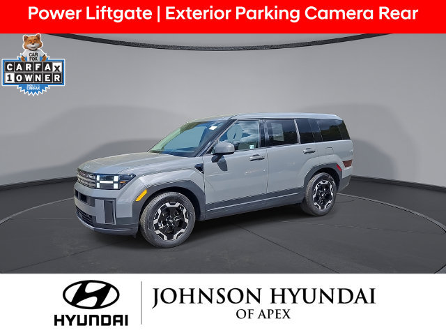 Used 2025 Hyundai Santa Fe SE AWD/4WD image 4