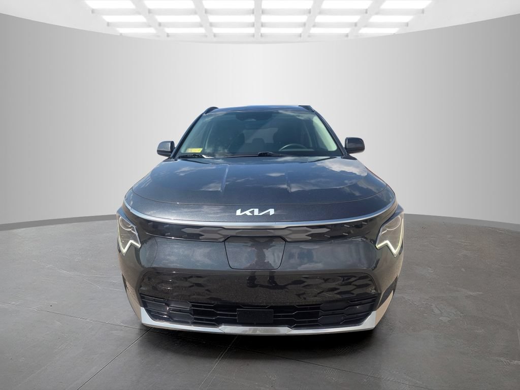 Used 2024 Kia Niro Wind FWD image 3