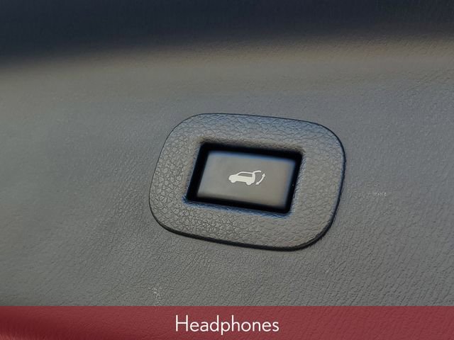 Used 2020 Nissan Armada Platinum w/ Captain's Chairs Package image 12