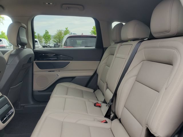 Certified 2024 Lincoln Nautilus Premier AWD/4WD image 28