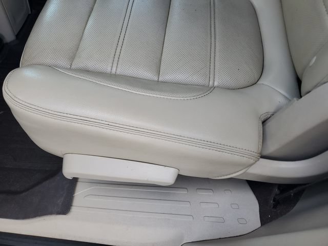 Used 2018 GMC Acadia Denali w/ Technology Package AWD/4WD image 15