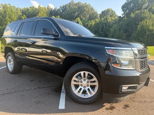 Used 2016 Chevrolet Tahoe LT w/ Luxury Package AWD/4WD image 2