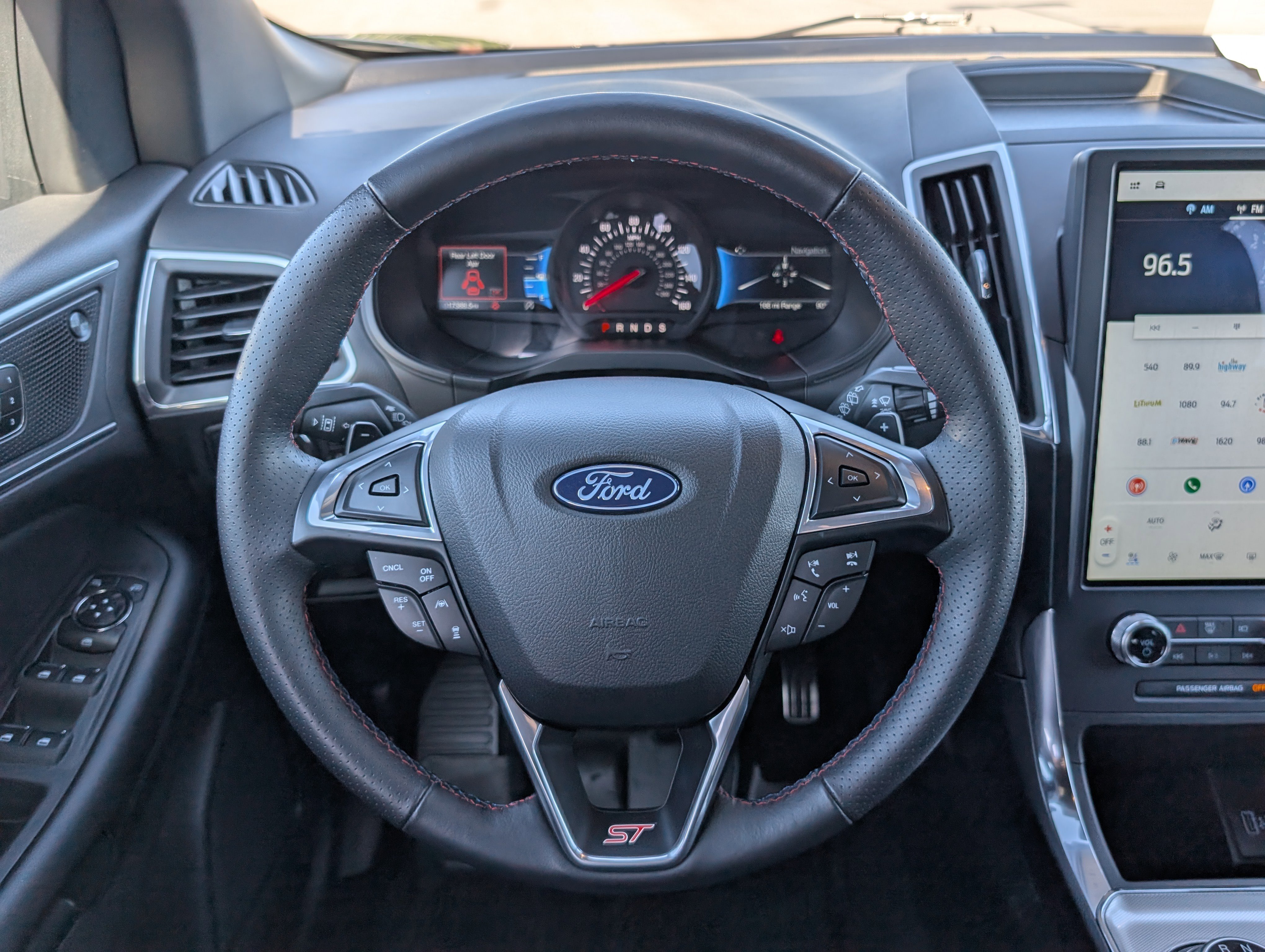Used 2023 Ford Edge ST w/ Equipment Group 401A AWD/4WD image 14