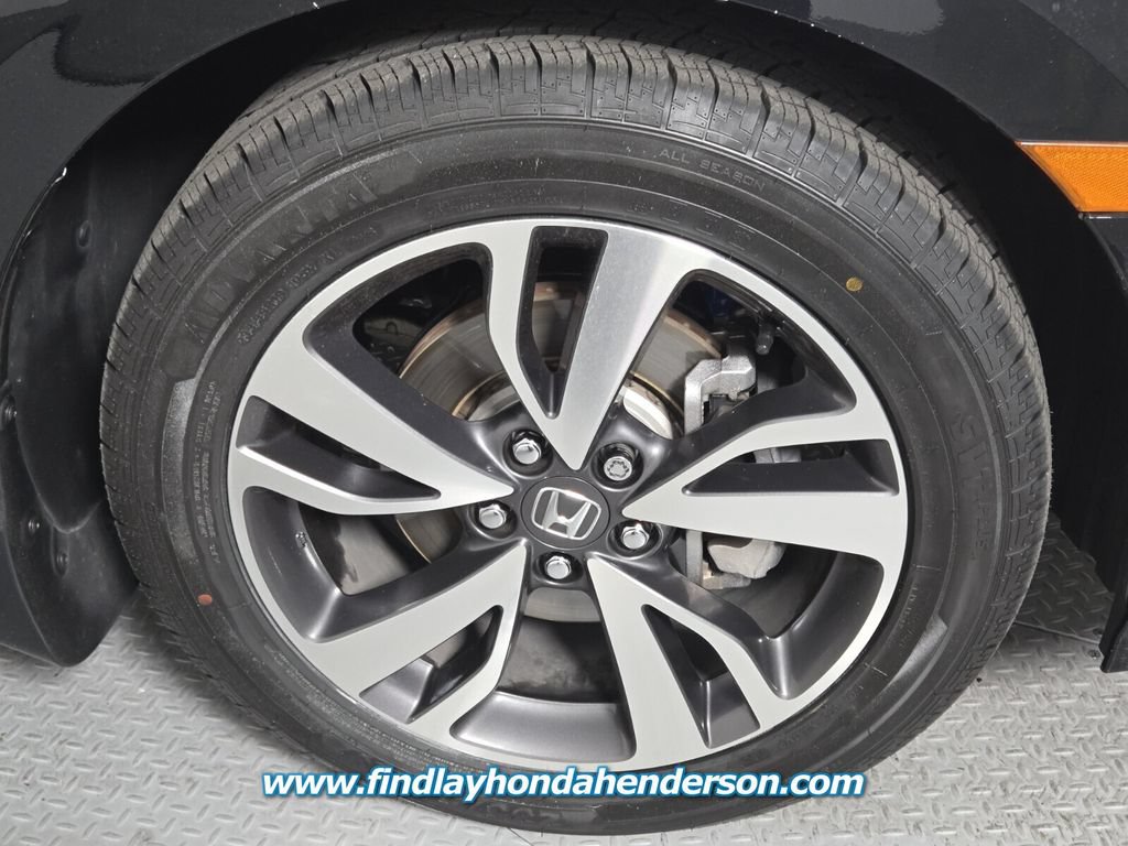 Certified 2024 Honda Odyssey Touring image 12