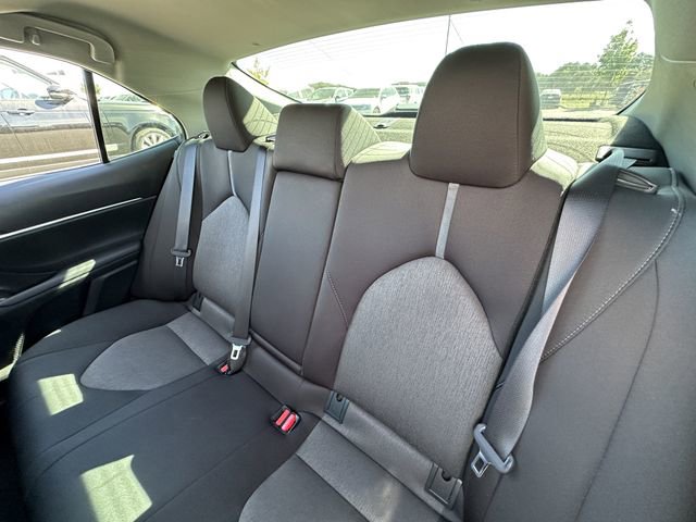 Used 2021 Toyota Camry LE w/ Audio Upgrade Package image 33