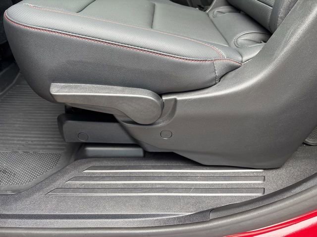 Used 2024 Chevrolet Traverse Z71 w/ Enhanced Driving Package image 32