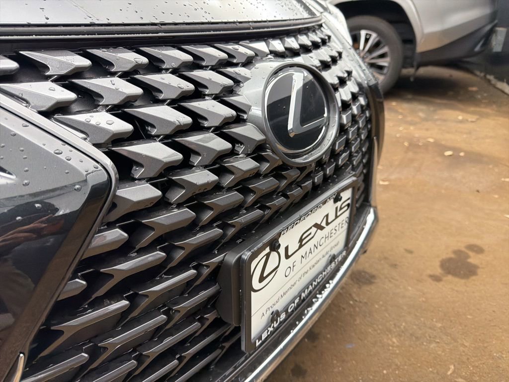 New 2026 Lexus UX 300h AWD image 21