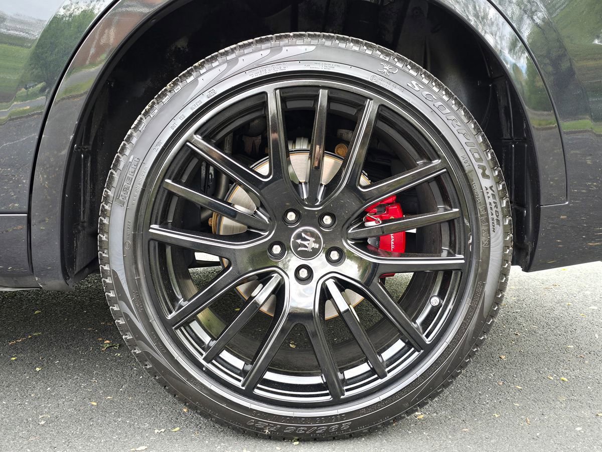 Used 2023 Maserati Levante Modena image 54