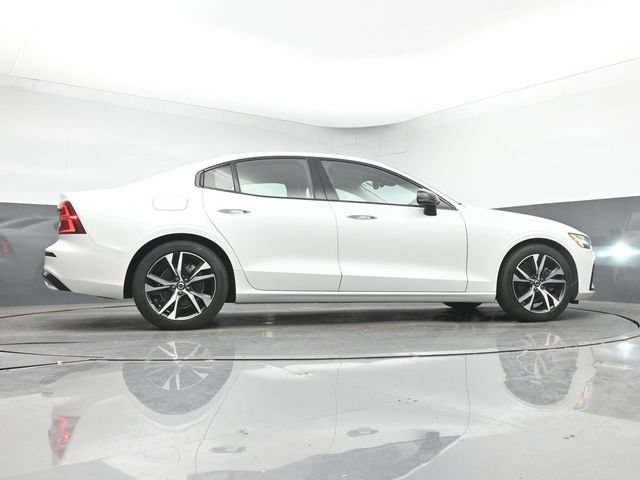 Used 2023 Volvo S60 B5 Core w/ Climate Package AWD/4WD image 17