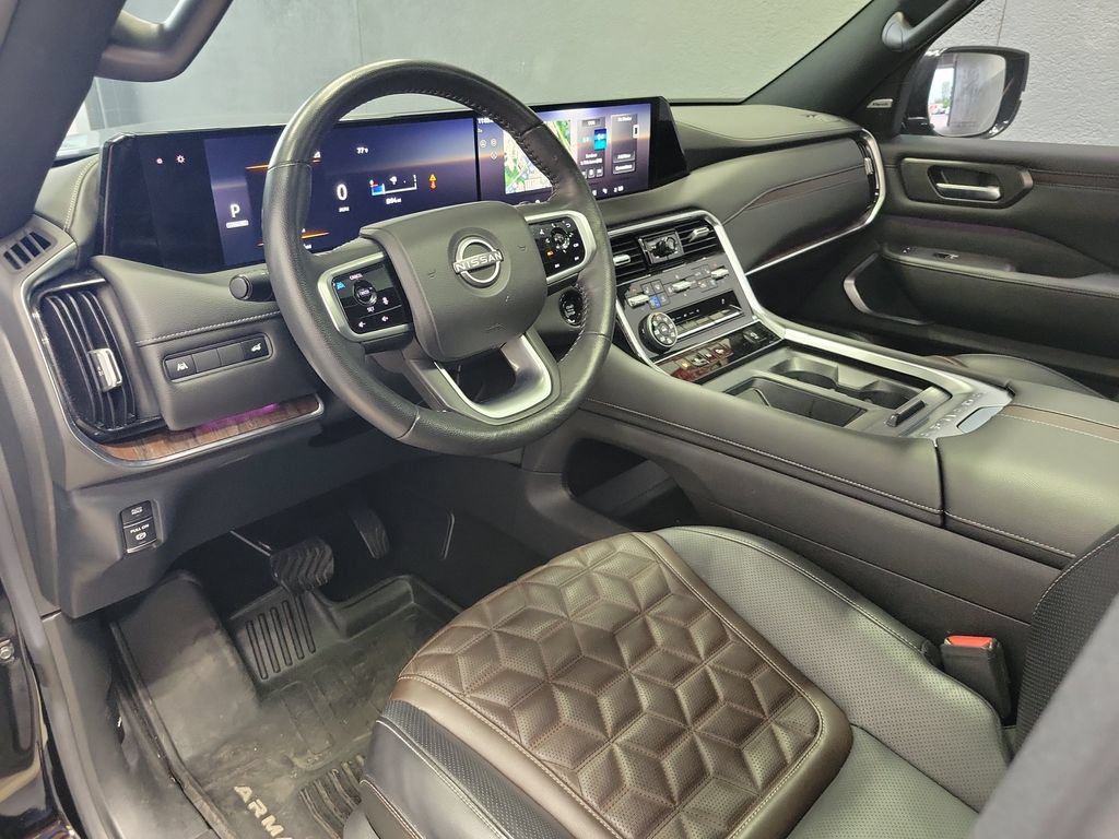 Used 2025 Nissan Armada Platinum AWD/4WD image 21