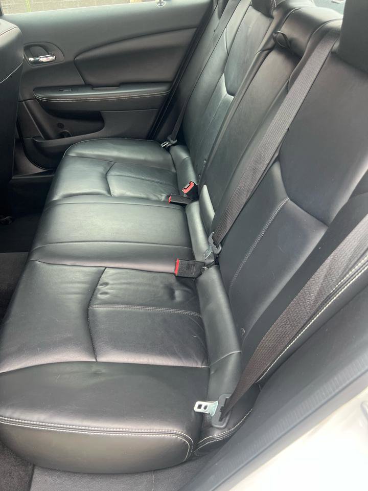 Used 2014 Chrysler 200 Limited FWD image 9