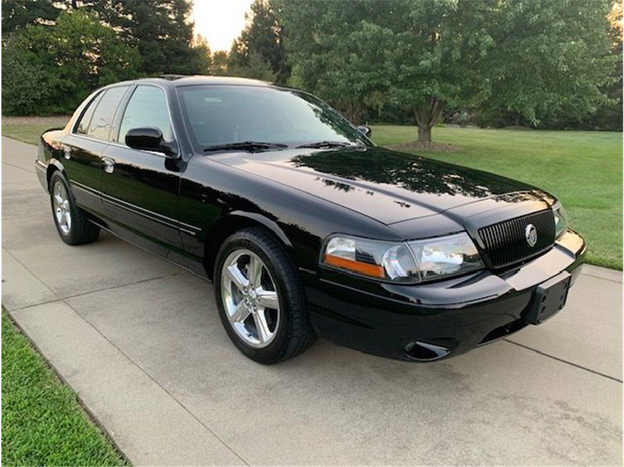 Used 2004 Mercury Marauder image 1