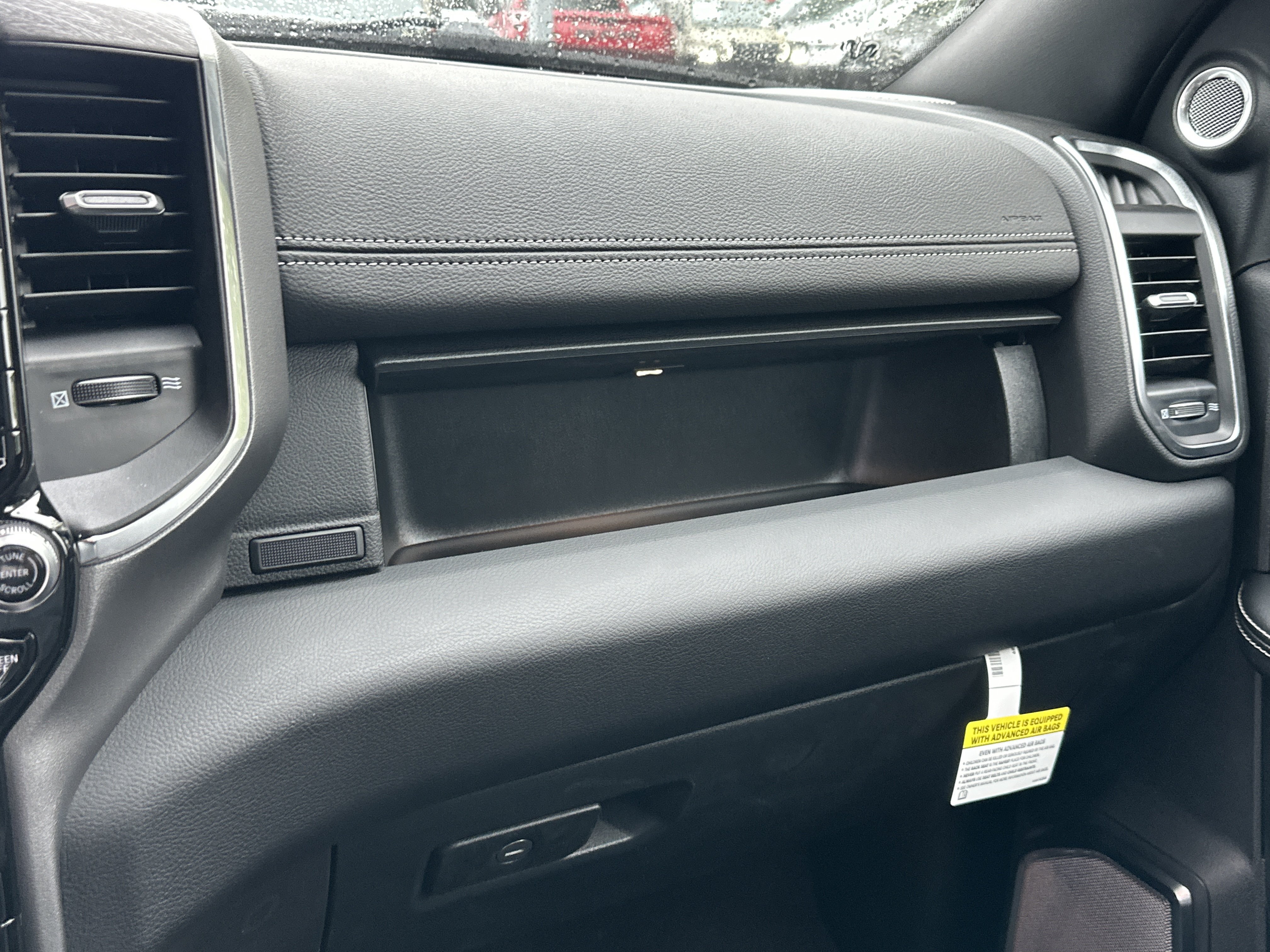 New 2027 RAM 2500 Laramie AWD/4WD image 7