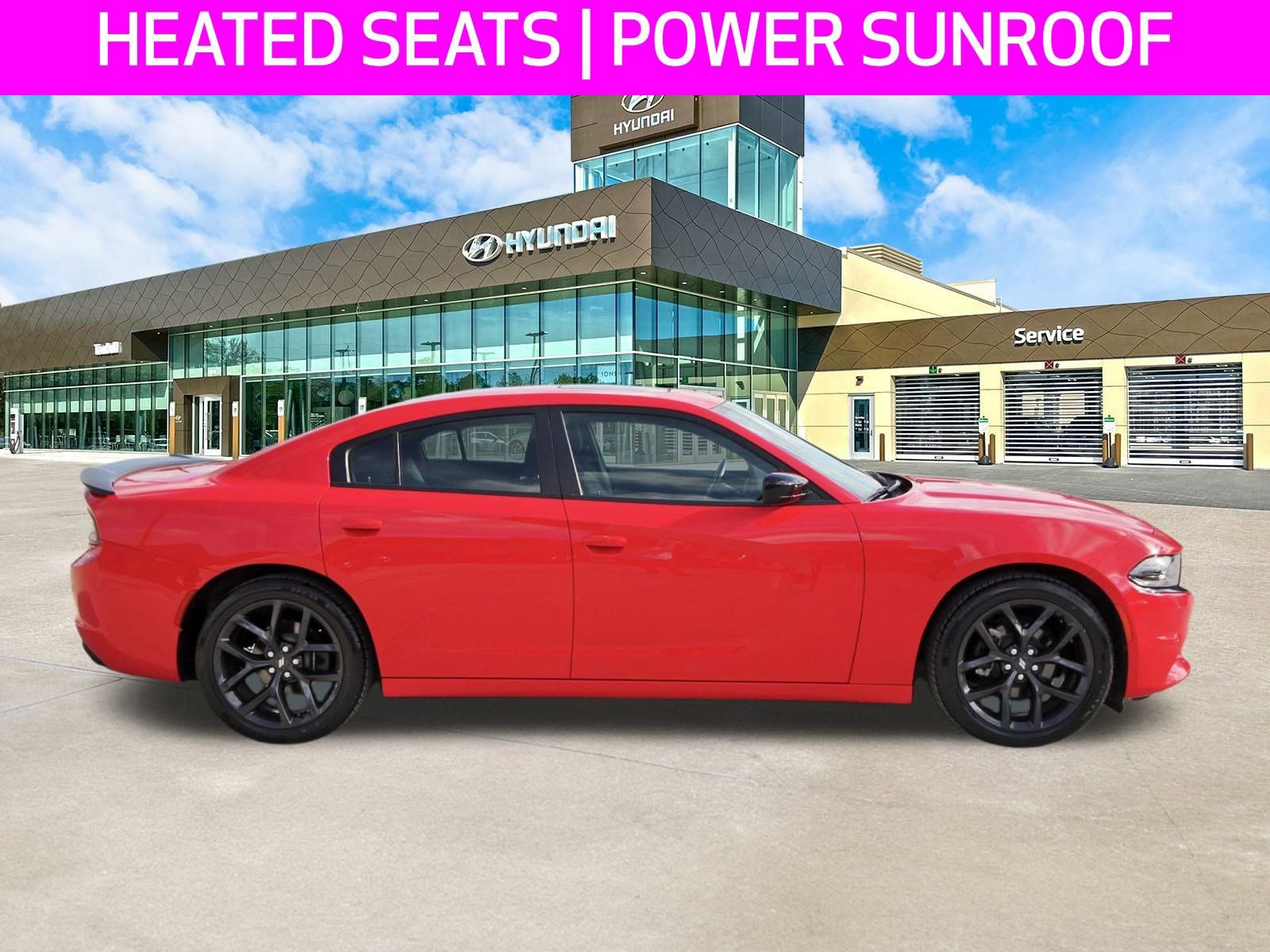 Used 2020 Dodge Charger SXT w/ Driver Convenience Group image 4