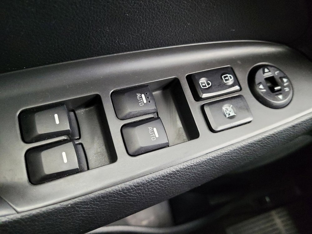 Used 2018 Kia Forte LX image 27