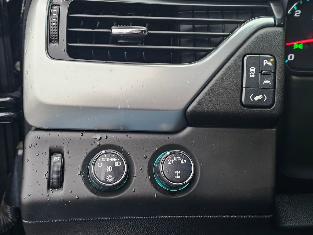 Used 2017 Chevrolet Tahoe LT w/ LT Signature Package image 34