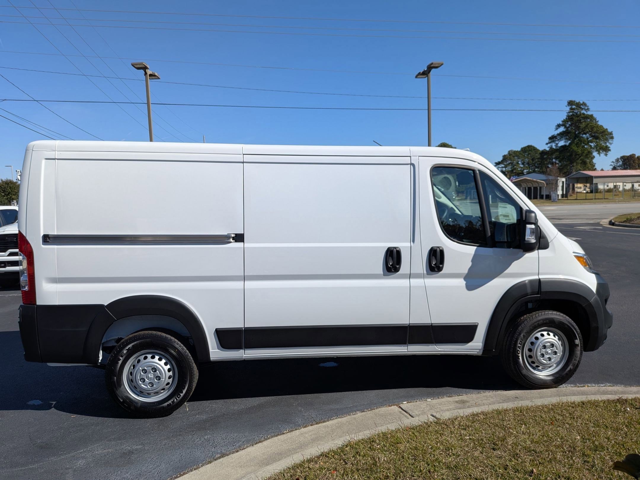 New 2026 RAM ProMaster 1500 w/ Convenience Group FWD image 4