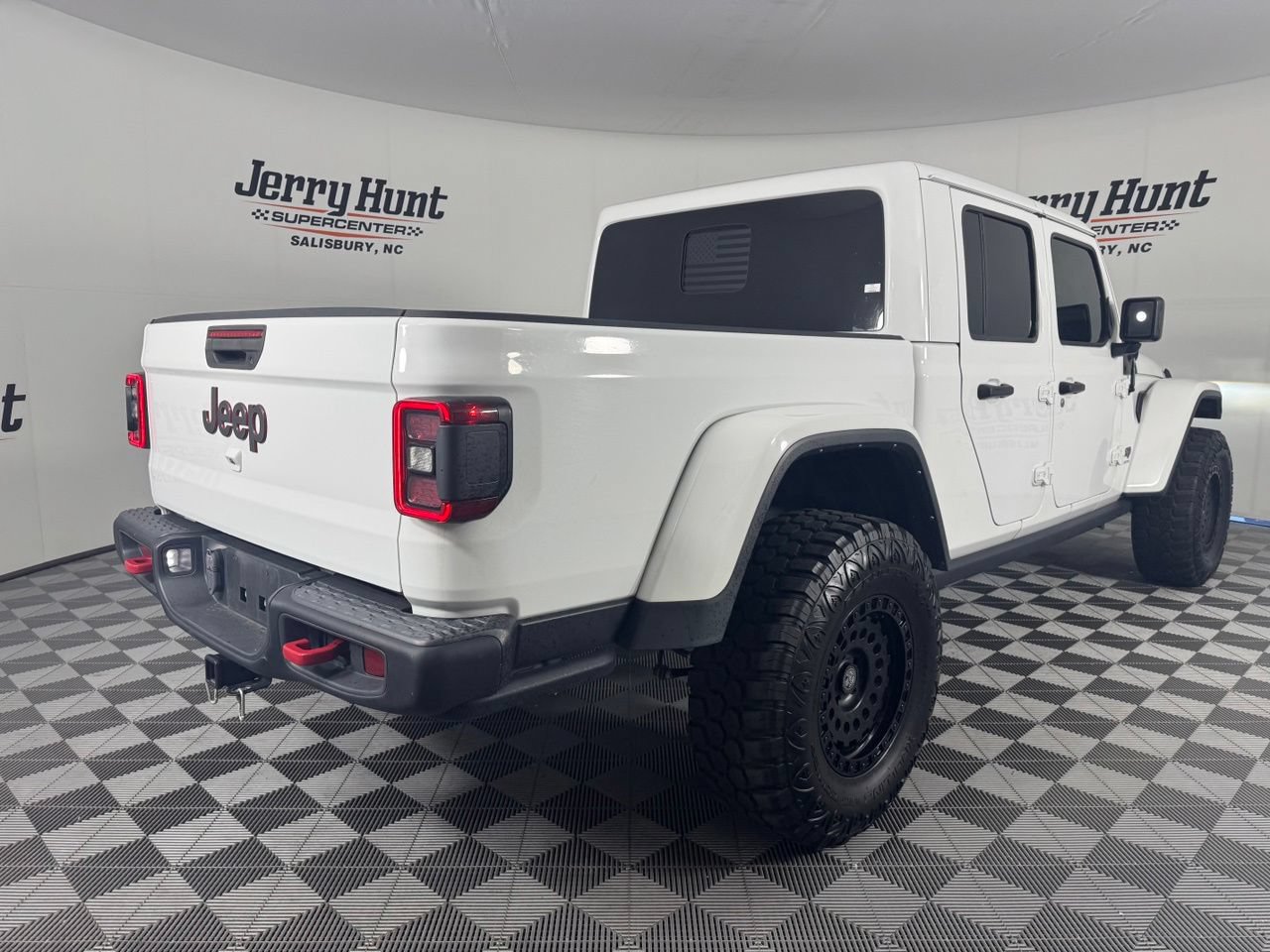 Used 2023 Jeep Gladiator Rubicon w/ LED Lighting Group AWD/4WD image 7