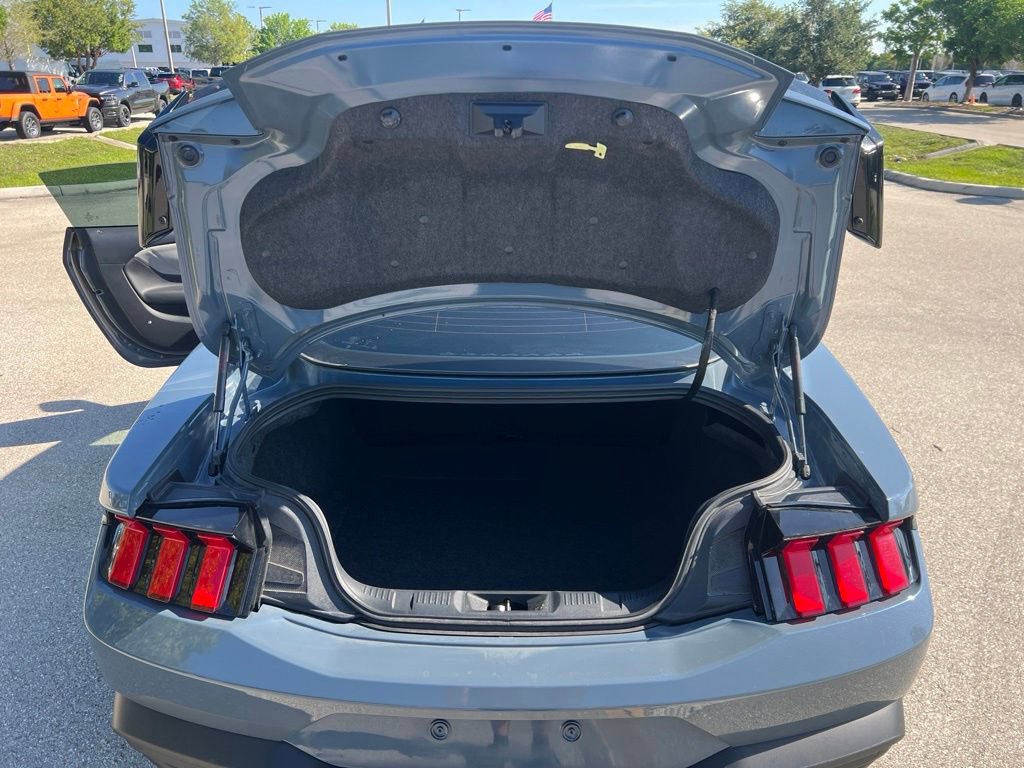 Used 2024 Ford Mustang GT RWD image 28