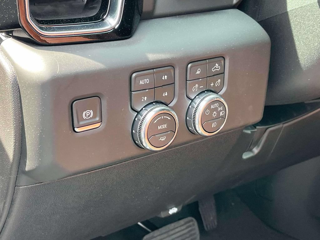 New 2026 GMC Sierra 2500 Denali Ultimate w/ Max Trailering Package AWD/4WD image 24
