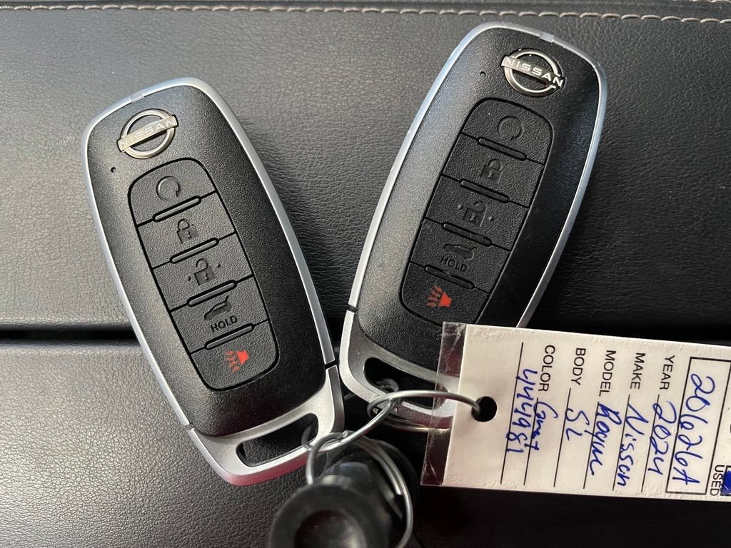 Certified 2024 Nissan Rogue SL AWD/4WD image 17