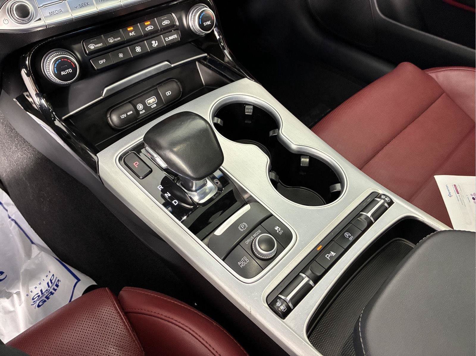 Used 2018 Kia Stinger GT2 RWD image 27