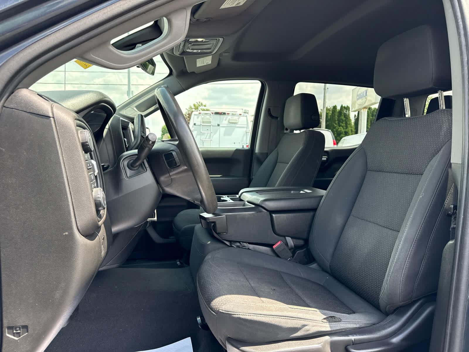 Used 2021 Chevrolet Silverado 1500 Custom Trail Boss w/ Safety Confidence Package AWD/4WD image 11