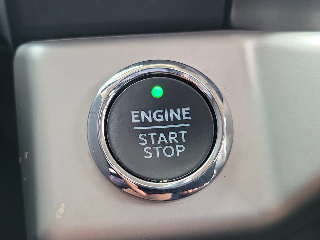 Used 2024 Ford Expedition XLT RWD image 30