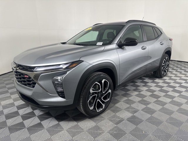 New 2026 Chevrolet Trax RS w/ Sunroof Package image 7