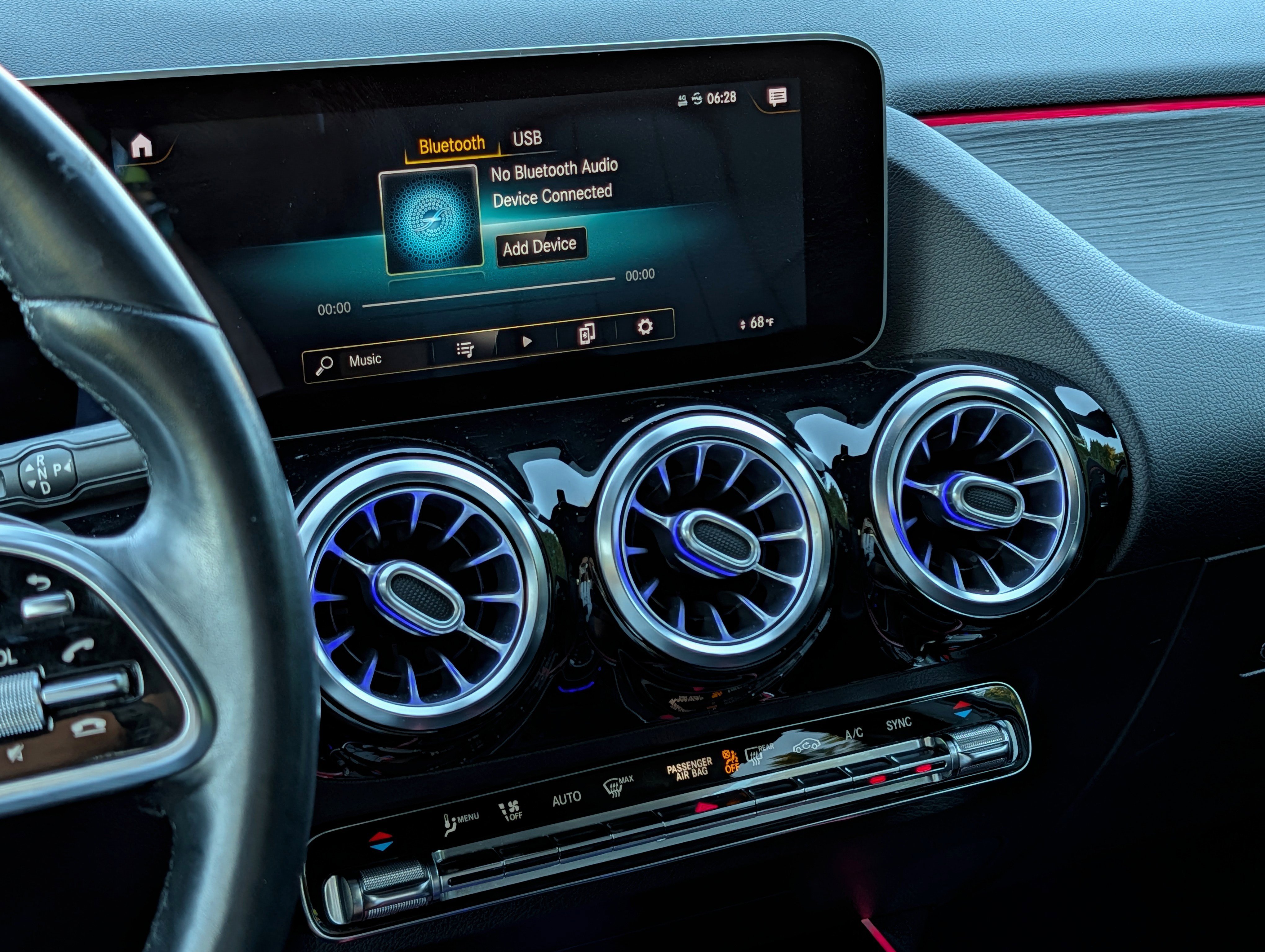 Used 2021 Mercedes-Benz GLA 250 4MATIC image 17