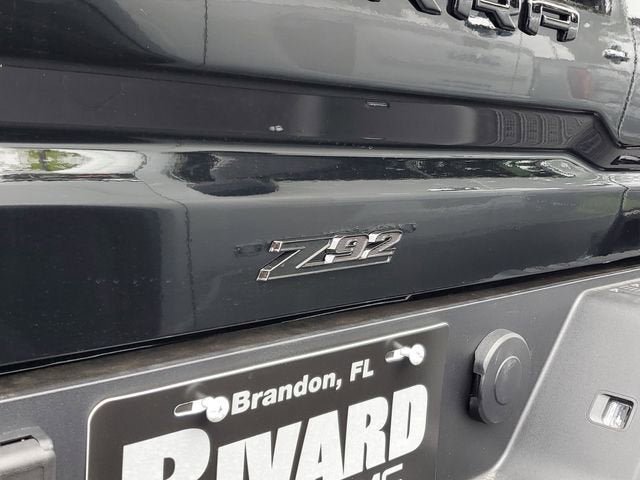 New 2026 GMC Sierra 2500 AT4 w/ Technology Package AWD/4WD image 10