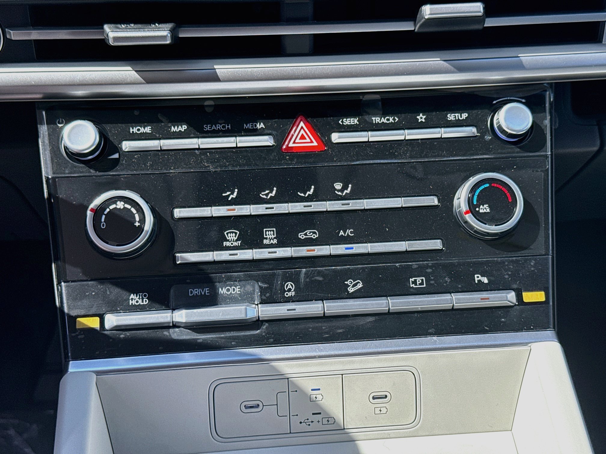 New 2027 Hyundai Santa Fe SE FWD image 12