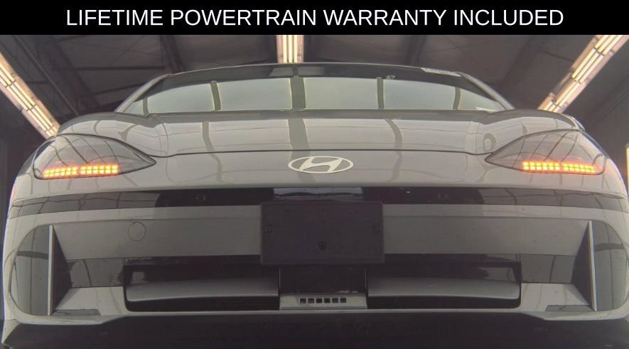 Used 2024 Hyundai Ioniq 6 SEL RWD image 2