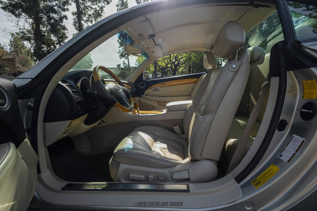 Used 2005 Lexus SC 430 Convertible image 44