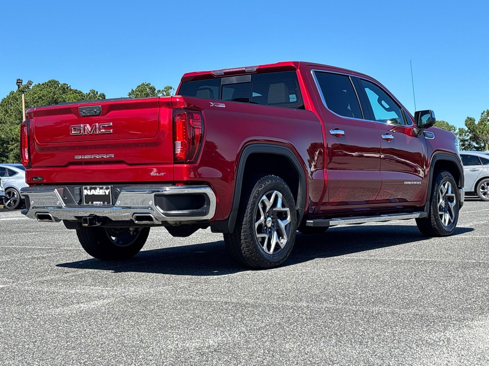 Used 2023 GMC Sierra 1500 SLT w/ SLT Premium Plus Package image 45