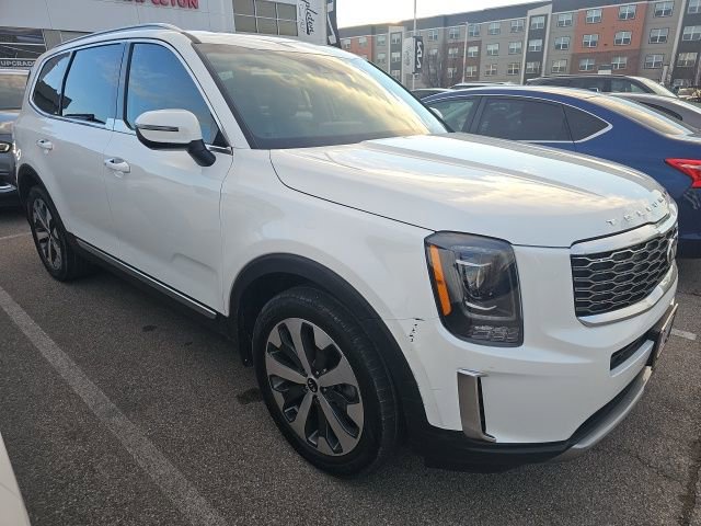 Certified 2021 Kia Telluride S image 2