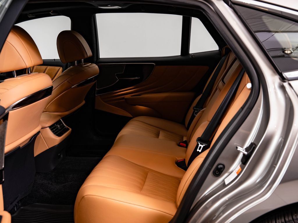 Certified 2023 Lexus LS 500 AWD w/ Interior Upgrade Package image 44